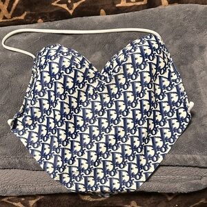 DIOR DESIGN Blue and White Patterned Bikini Top